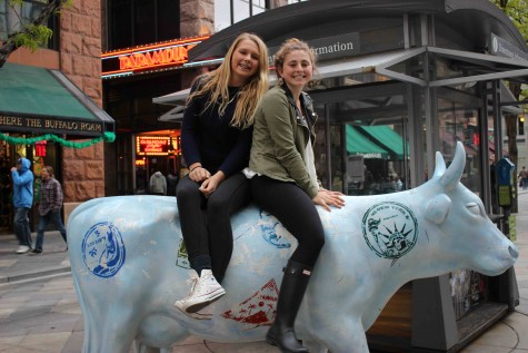 Katya Mikhailenko, sophomore, and Anna Kreynin, junior, explore Downtown Denver at the Spring National High School Journalism Convention. When classes ended the girls were able to get a feel of the cities. “Denver was such a cool place to have the convention, there were so many fun things to do and everything was close together,” Mikhailenko said.