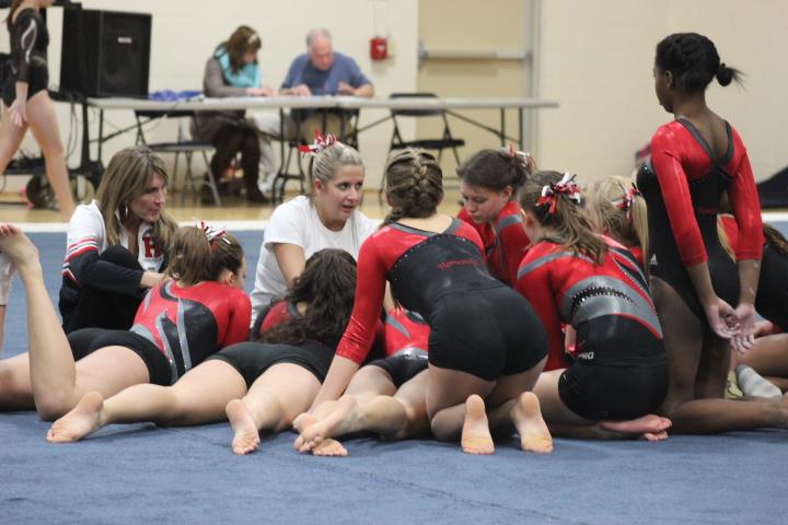 Girls gymnastics prepares for conference meet tonight