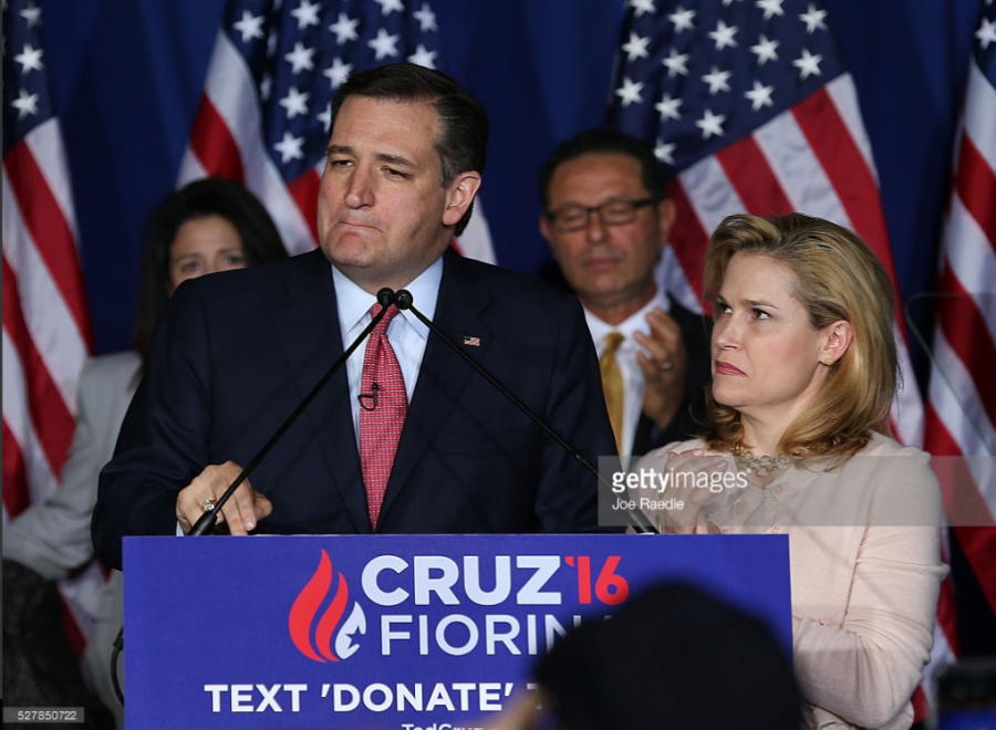INDIANAPOLIS%2C+IN+-+MAY+03%3A+Republican+presidential+candidate%2C+Sen.+Ted+Cruz+%28R-TX%29+announces+the+suspension+of+his+campaign+as+wife+Heidi+Cruz+looks+on+during+an+election+night+watch+party+at+the+Crowne+Plaza+Downtown+Union+Station+on+May+3%2C+2016+in+Indianapolis%2C+Indiana.+Cruz+lost+the+Indiana+primary+to+Republican+rival+Donald+Trump.+%28Photo+by+Joe+Raedle%2FGetty+Images%29