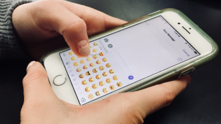 The freshmen of Homestead share their feelings towards their first round of exams as high schoolers, using the popular iMessage faces, emojis.