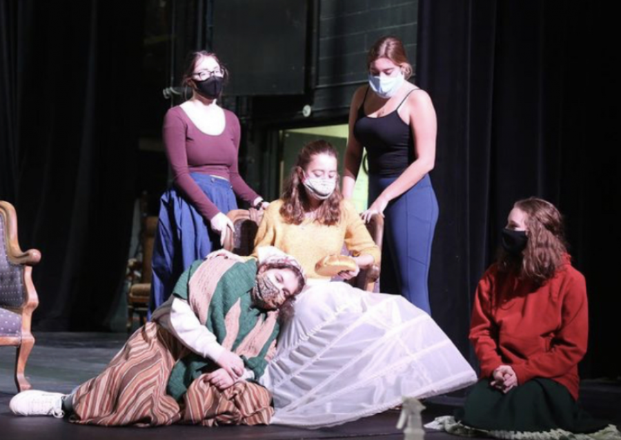 Little+Women+cast+members+Ellie+Bogaczyk%2C+Morgan+Limbach%2C+Chloe+Diamond%2C+Katrina+Liberman+and+Kaet+Sisney+don+masks+as+they+rehearse+for+the+musical.+