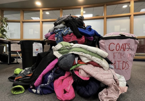 Highlanders with Heart Club runs a fundraiser for kids in need of winter coats.